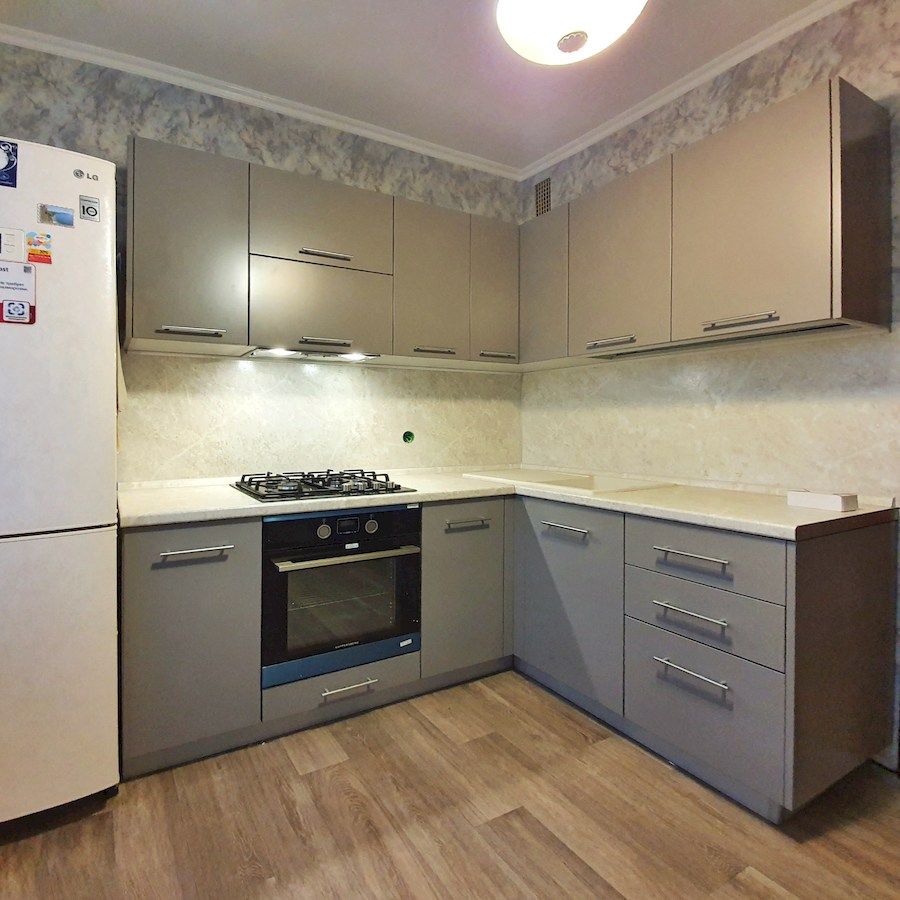Бежевые кухни-Кухня МДФ в ПВХ «Модель 558»-фото1